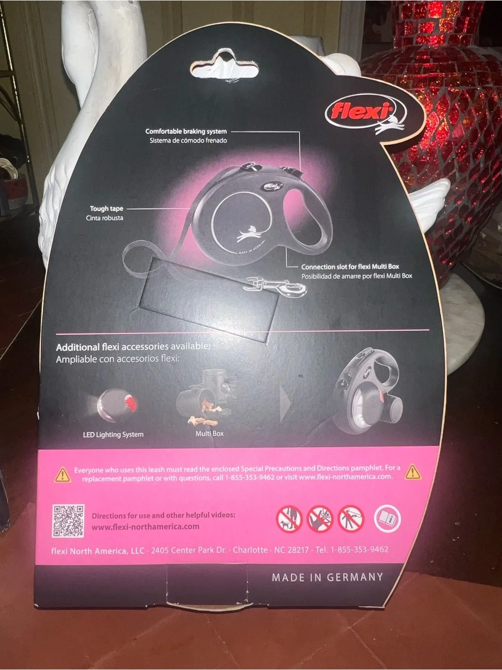 Flexi New Classic Retractable Dog Leash 16 ft | Made in Germany | New